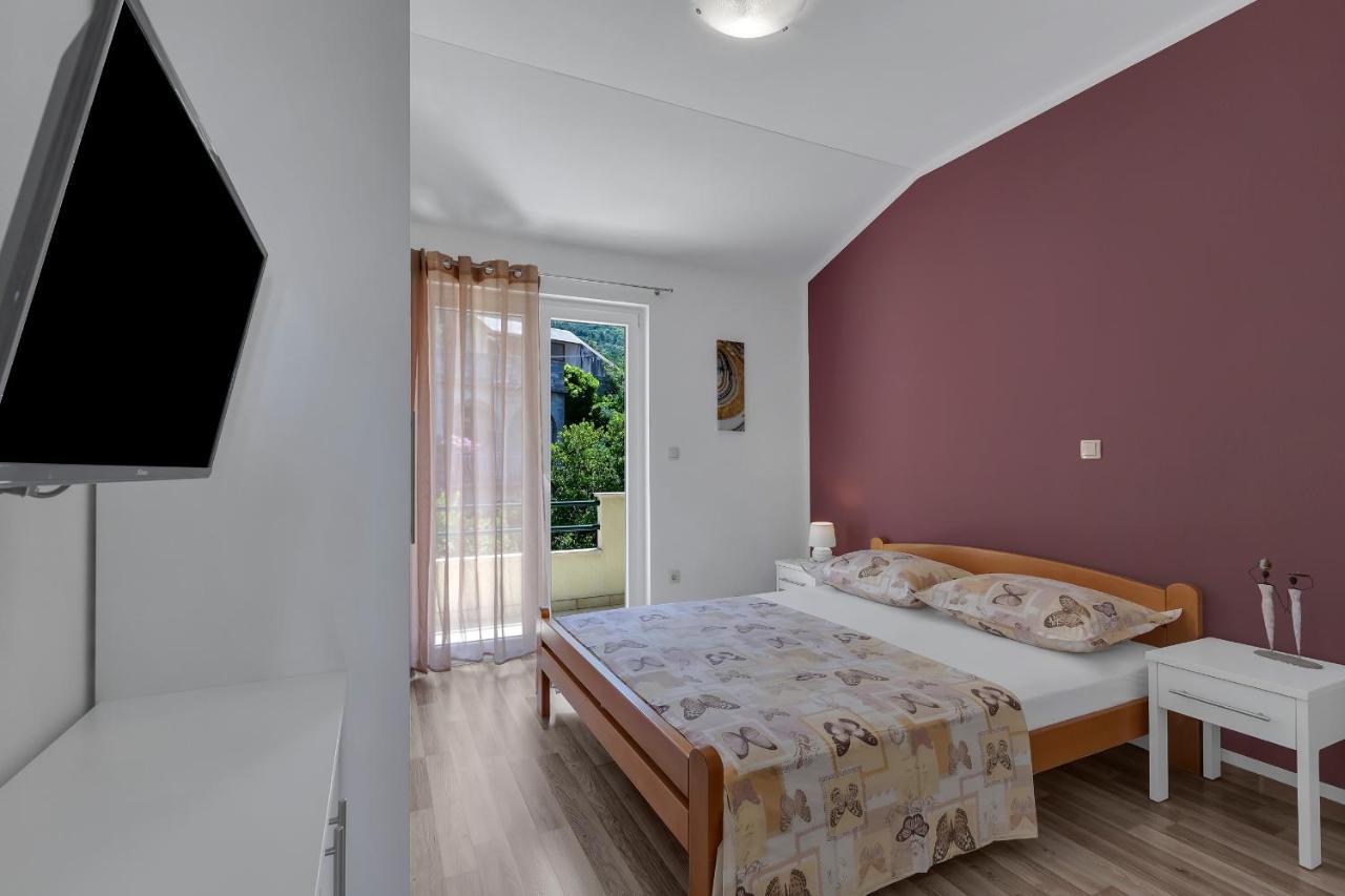 Stunning City View Apartment Makarska Buitenkant foto